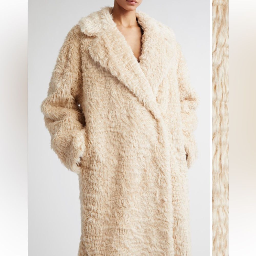 Stand Studio Oversized Nicole Women's Cream Faux Fur Teddy Coat size 36 US 4